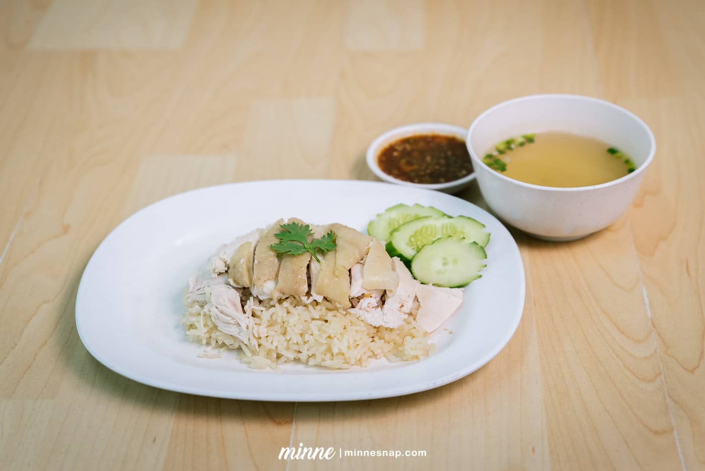 ข้าวมันไก่ไหหลำบางศรีเมือง - Hainanese chicken rice