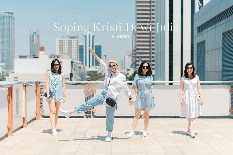 girl trip vacation in bangkok thailand portrait group cover 1200px